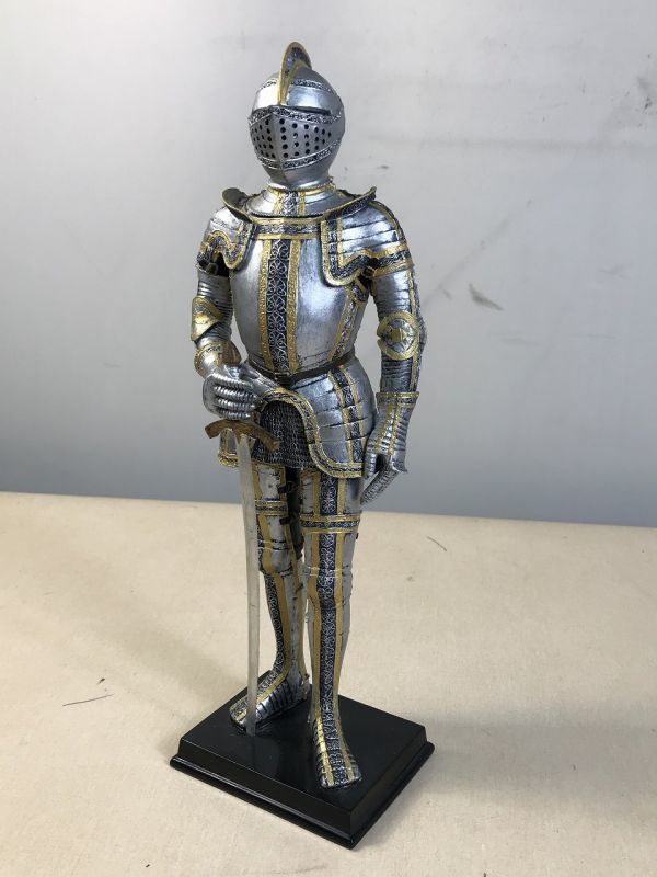 ◆Z61 ヴェロネーゼ 西洋甲冑 騎士 置物　オブジェ　約：32cm　インテリア　VERONESE◆