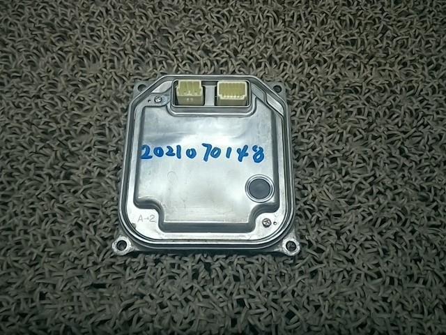 沖縄ご確認用 AZK10 中古中古部品 ﾗｲﾄｺﾝﾄﾛｰﾙﾕﾆｯﾄ SAI 0 | S SAI LED