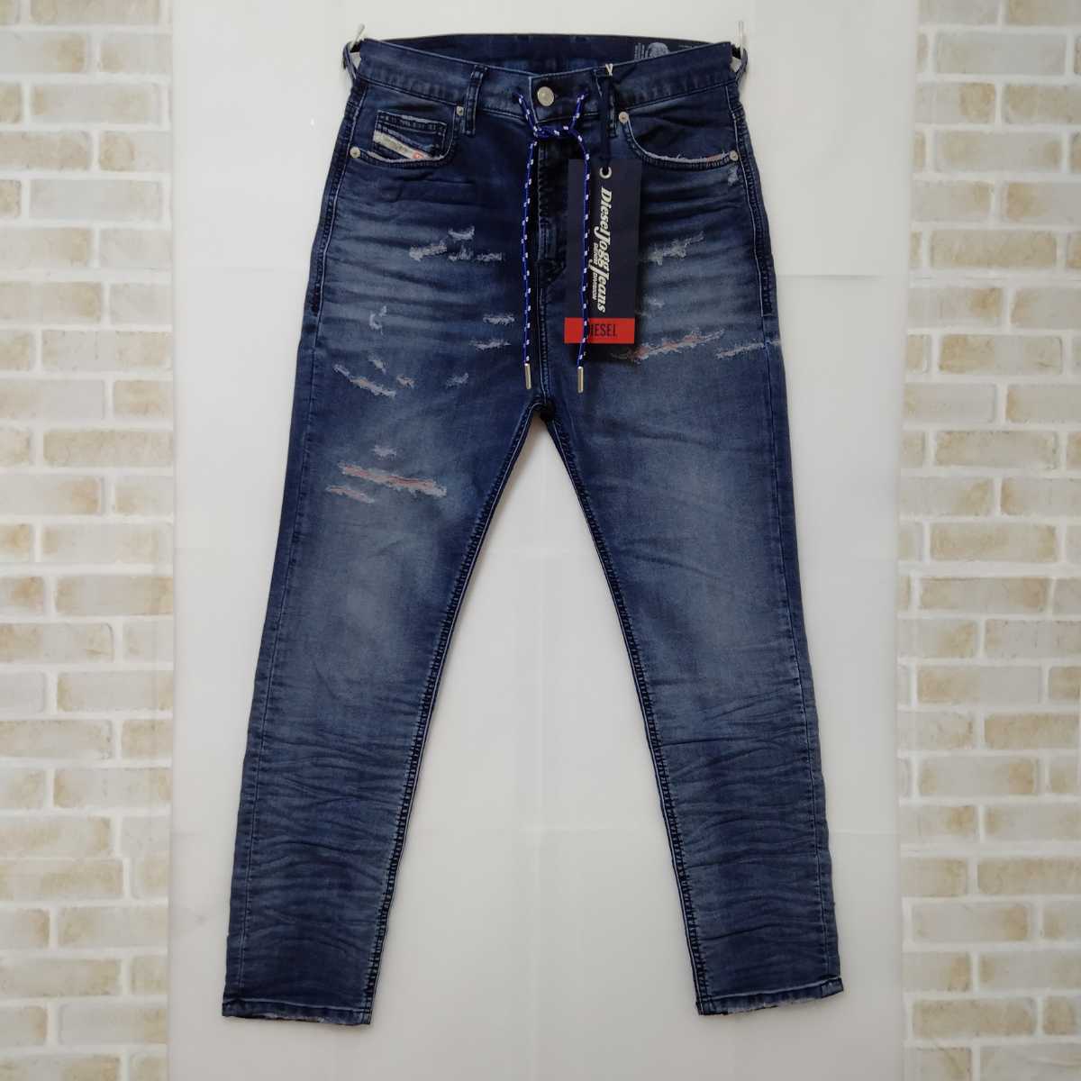 青山店限定！新作新品 ディーゼル D-VIDER CB-NE Jogg Jeans 069LW W34 