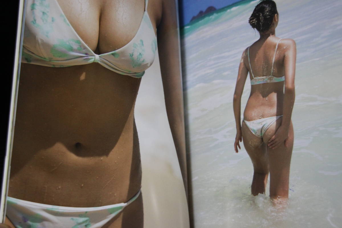 Hina 帯付 佐野ひなこ写真集 雑誌 Vivi モデル ビキニ水着 極細ウエスト 下着ランジェリー Tバックお尻くい込み さ行 売買されたオークション情報 Yahooの商品情報をアーカイブ公開 オークファン Aucfan Com