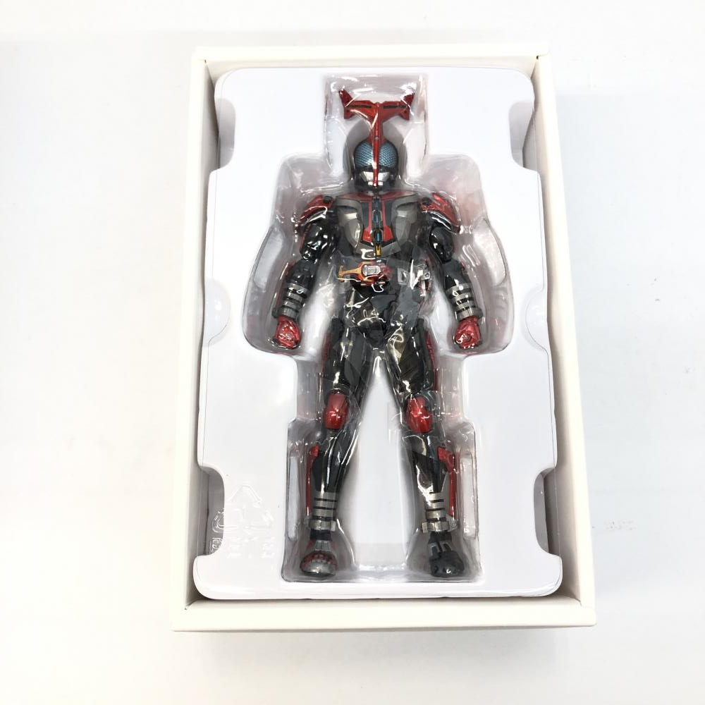 仮面ライダーカブト ハイパーフォーム （真骨彫製法） 真骨彫製法 真
