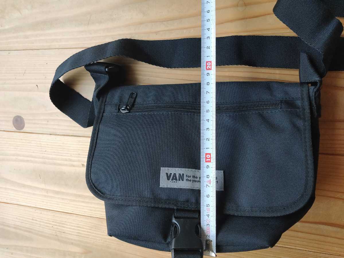 美品☆送料198円】VAN JAC ショルダーバッグ 黒 ヴァン・ジャケット 