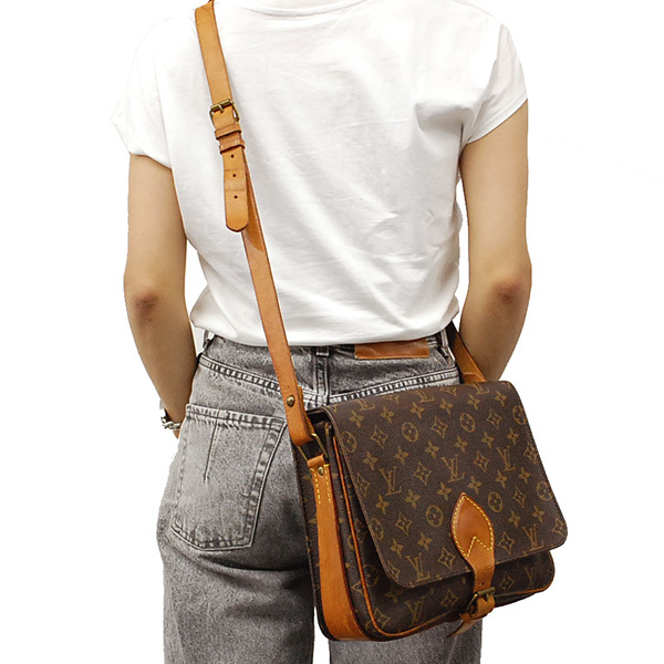 ☆正規品 定価¥101,000 美品 ルイヴィトン LOUIS VUITTON ☆正規品 定価¥101,000 美品 ルイヴィトン LOUIS VUITTON