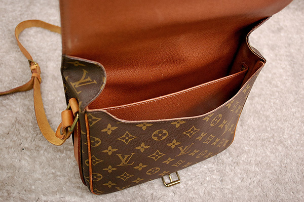 ☆正規品 定価¥101,000 美品 ルイヴィトン LOUIS VUITTON ☆正規品 定価¥101,000 美品 ルイヴィトン LOUIS VUITTON