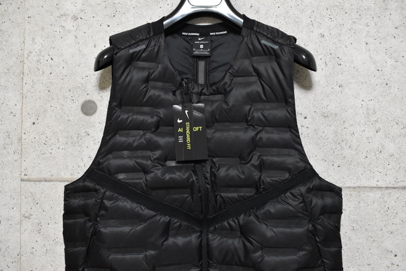 即決】新品 NIKE エアロロフトベスト 2XL 定価20900円◇ CU7798-010 