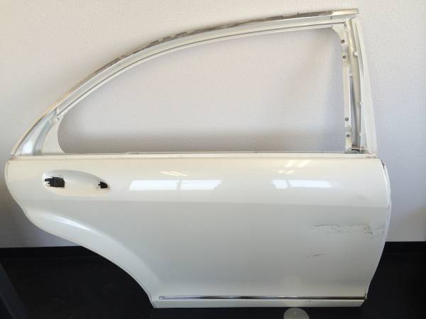 ベンツ S400 W221 ハイブリッド 　右 リア リヤ ドア 純正