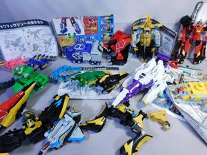 メール便なら送料無料 獣電戦隊キョウリュウジャー ロボットまとめ売り 時間指定不可 Pinjamonline Co Id