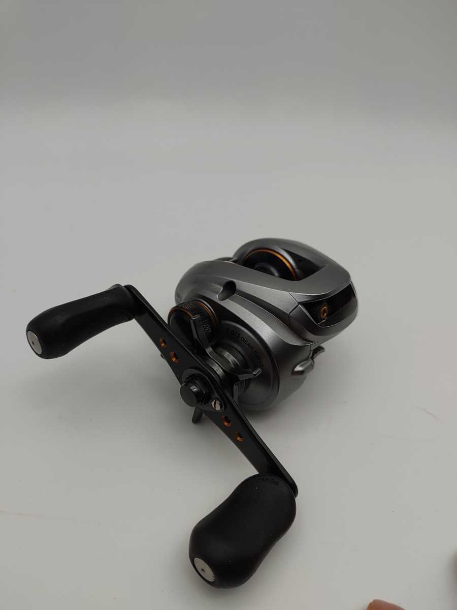 シマノ 右 アルデバラン Mg7 09 右ハンドル フィッシング SHIMANO 09