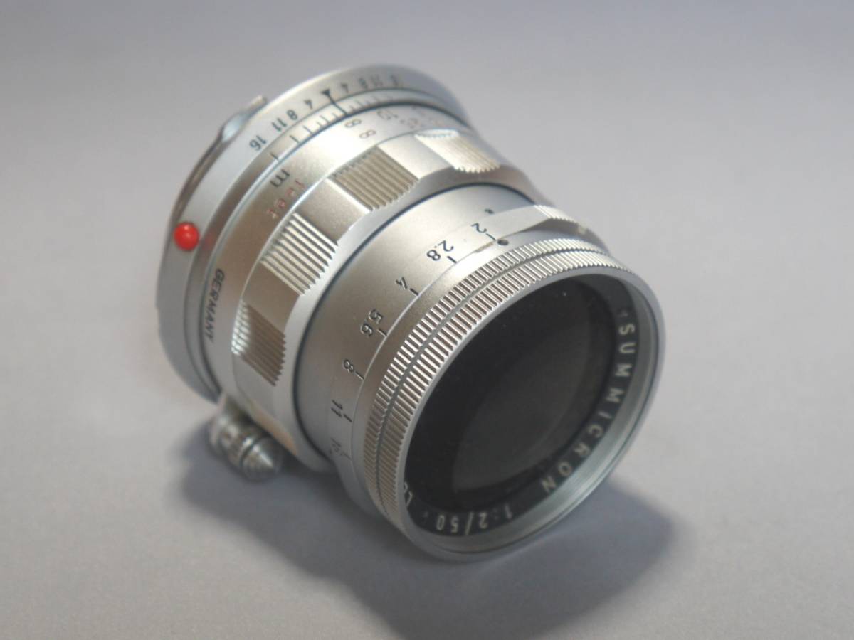 Leica Summicron-M 50mm Lens f⁄2 SUMMICRON-M 2⁄50mm Germany M Summicron