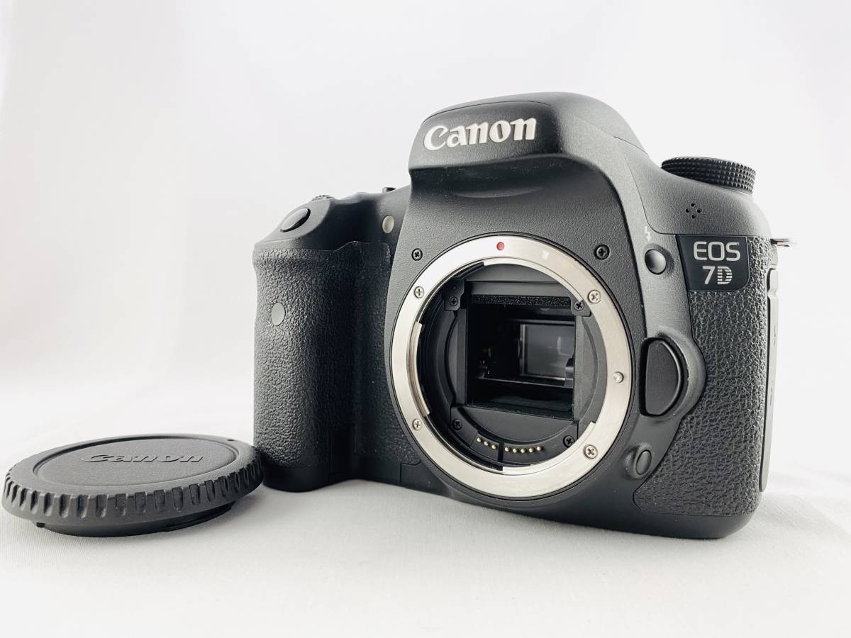 Canon デジタル一眼レフカメラ EOS 7D ボディ EOS7D ☆外観特上級
