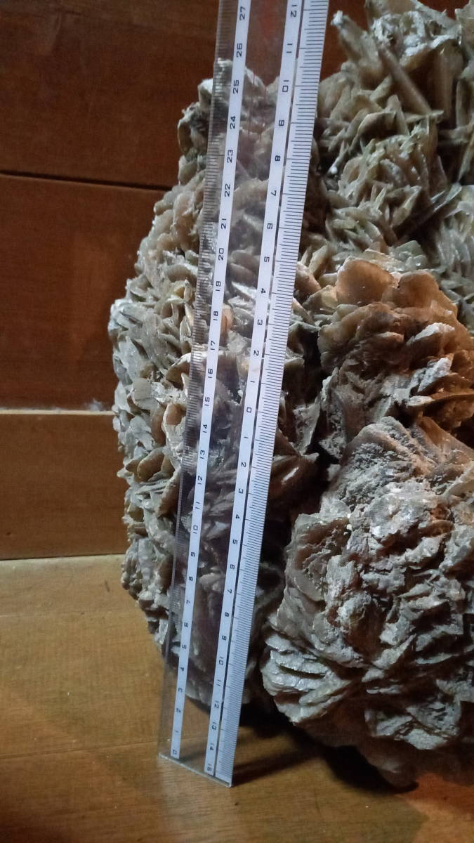 砂漠のバラ 13kg 砂漠に咲いた花？デザートローズこと、砂漠のバラ