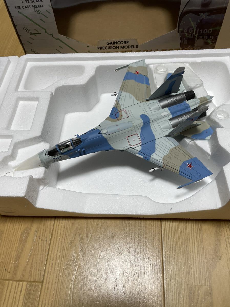 Su-27 フランカー ダイキャスト 完成品 Su-27 : 1&frasl;72 SU-27 Witty 中国空軍第2師団