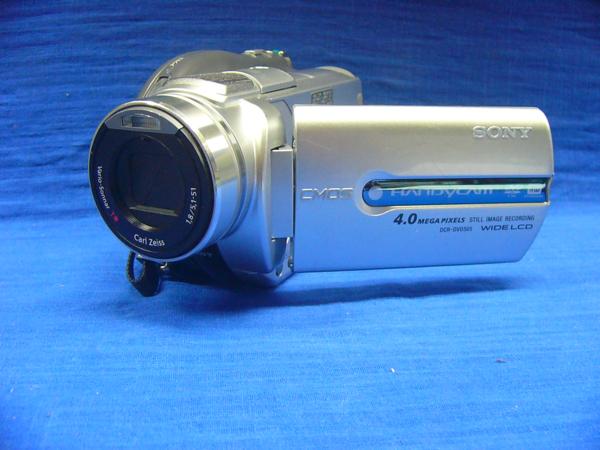 ☆中古☆ SONY DVDデジタルビデオカメラ 【DCR-DVD505】 家電、AV