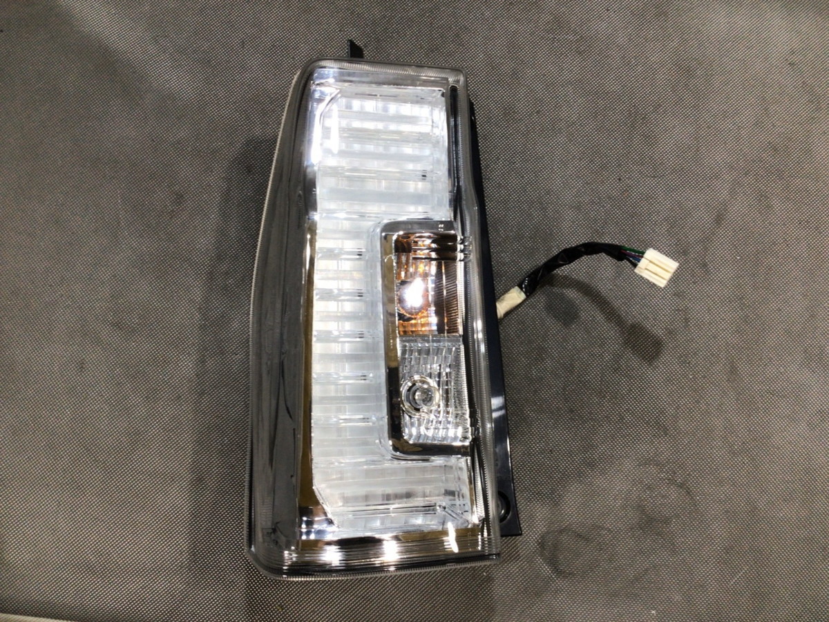 タントカスタム［LA600S］前期 テールランプ 純正品 左 Reon様専用