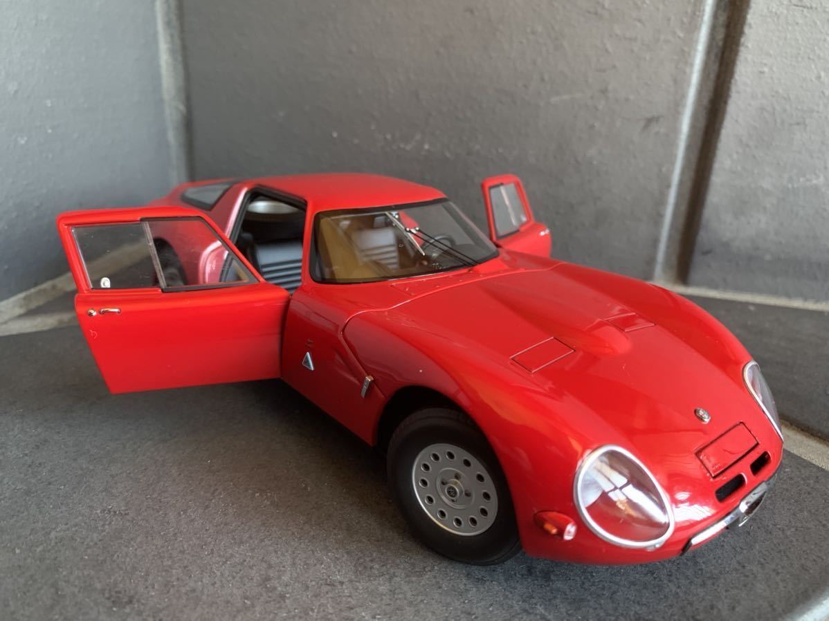【中古美品】1/18 AUTOart Alfa Romeo TZ2 1965 オートアート　アルファロメオ　TZ2 1965 ミニカー Alfa Romeo AUTOart model, finished ezToys