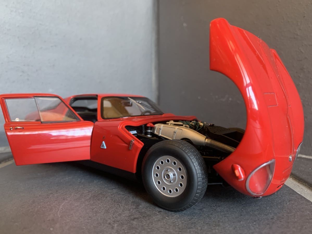 【中古美品】1/18 AUTOart Alfa Romeo TZ2 1965 オートアート　アルファロメオ　TZ2 1965 ミニカー Alfa Romeo AUTOart model, finished ezToys