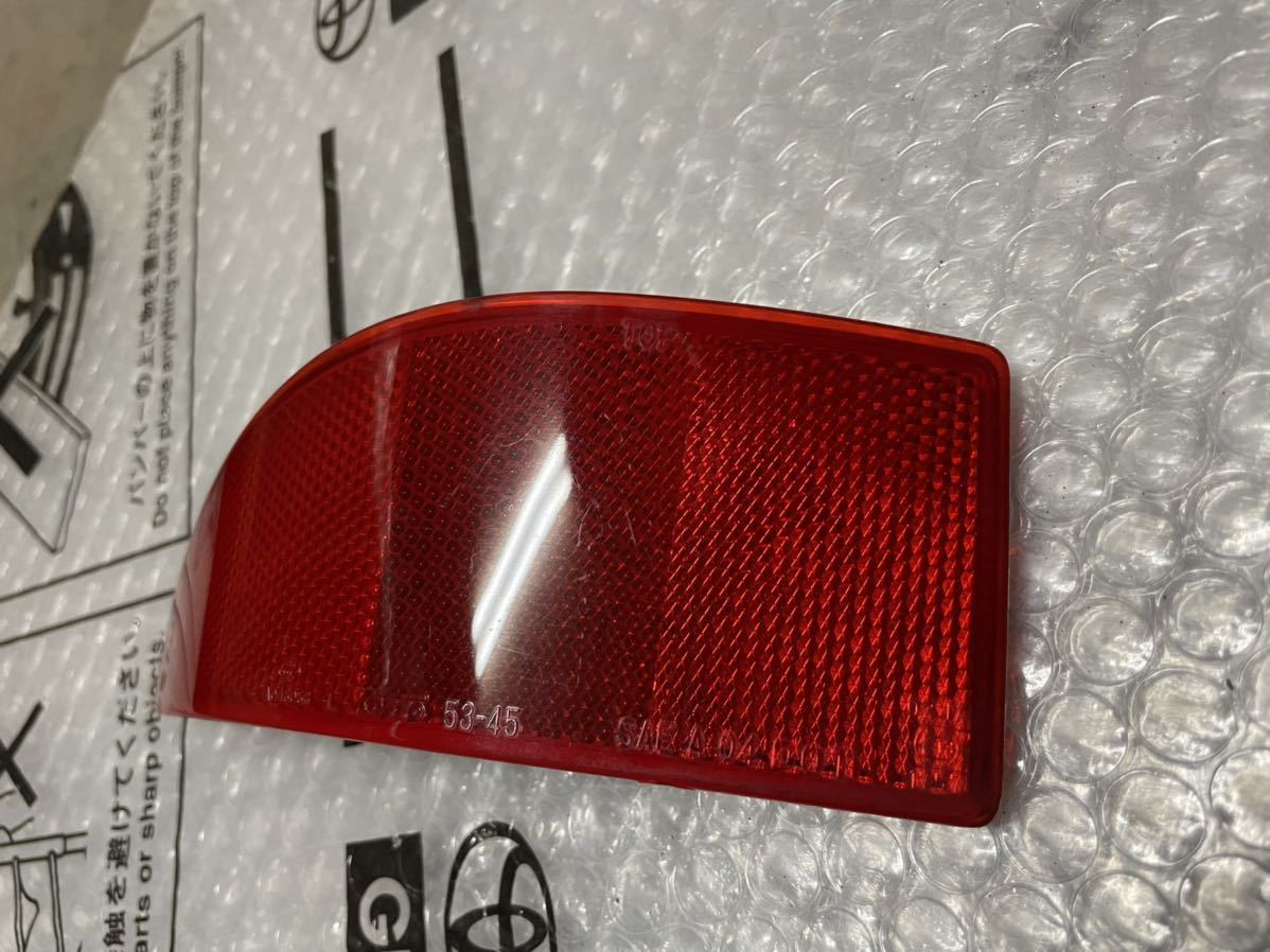 ★美品★ 純正 LEXUS レクサス IS GSE20 中期 リフレクター IS250 IS350 リア 反射板 左右セット KOITO 53-45 ＩＳ型式：DBA-GSE20（レクサス）のクルマカタログ｜中古車の ＩＳ GSE20の中古車を探すならグーネット サイドスポイラーの通販 gse20 中期