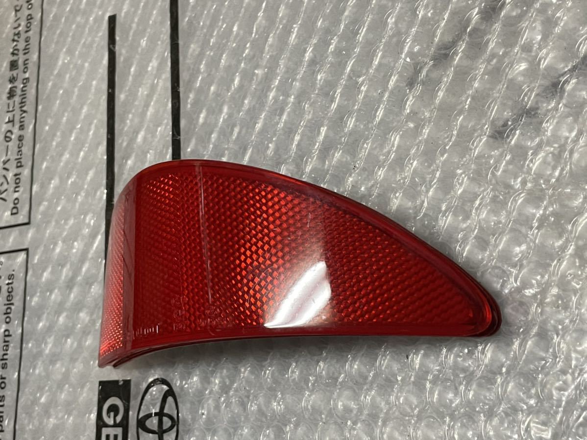 ★美品★ 純正 LEXUS レクサス IS GSE20 中期 リフレクター IS250 IS350 リア 反射板 左右セット KOITO 53-45 ＩＳ型式：DBA-GSE20（レクサス）のクルマカタログ｜中古車の ＩＳ GSE20の中古車を探すならグーネット サイドスポイラーの通販 gse20 中期