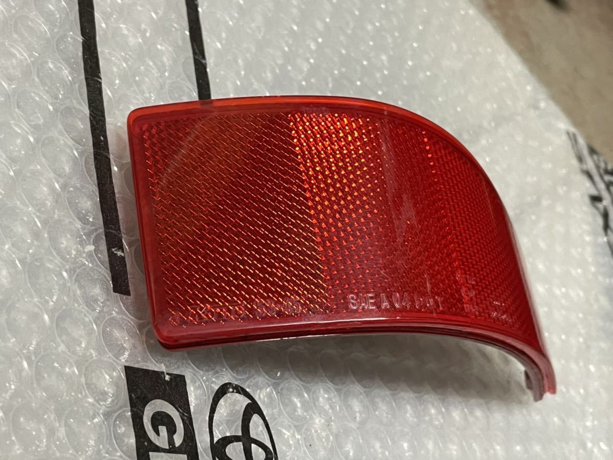 ★美品★ 純正 LEXUS レクサス IS GSE20 中期 リフレクター IS250 IS350 リア 反射板 左右セット KOITO 53-45 ＩＳ型式：DBA-GSE20（レクサス）のクルマカタログ｜中古車の ＩＳ GSE20の中古車を探すならグーネット サイドスポイラーの通販 gse20 中期