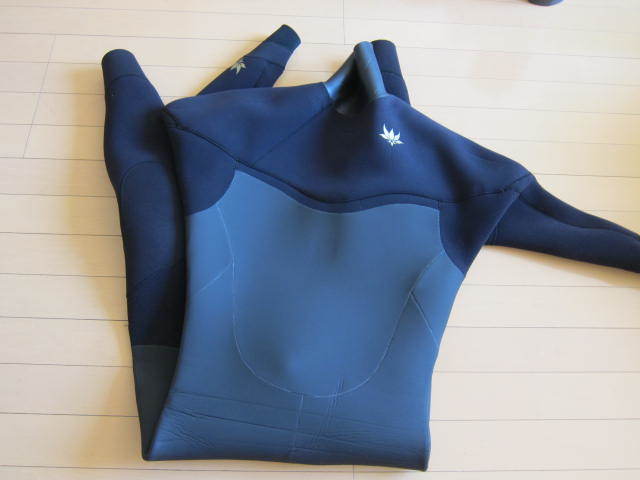 人気SALE，SALE ほぼ新品 2019-2020 AXXE Classic WETSUITS アックス
