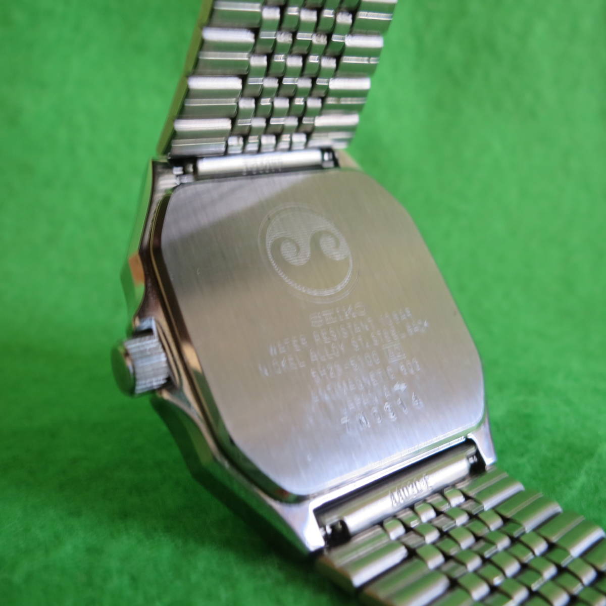 SEIKO セイコー chronos クロノス スクエア 稼働品 1984年製 SEIKO