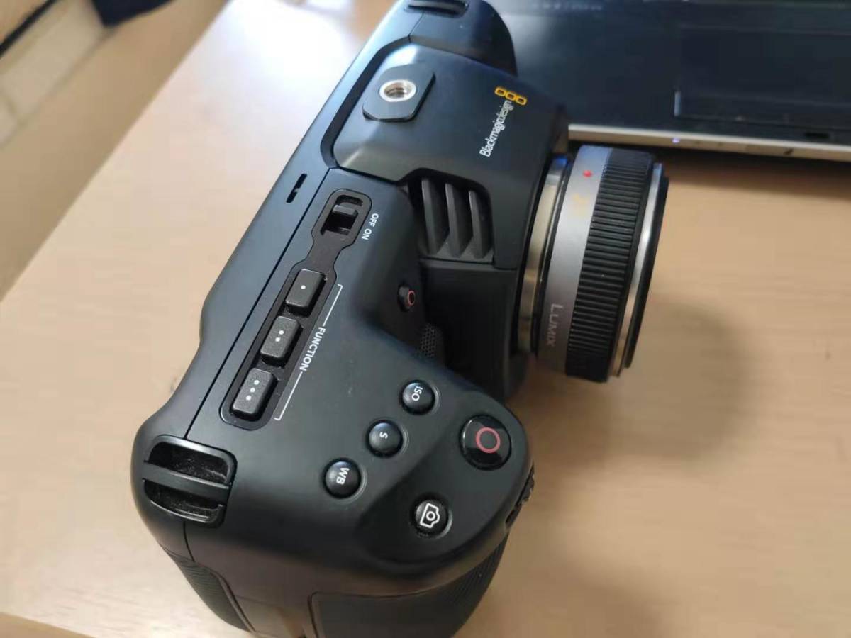 BlackmagicDesign Pocket Cinema Camera 4K中古品【レンズ付き 