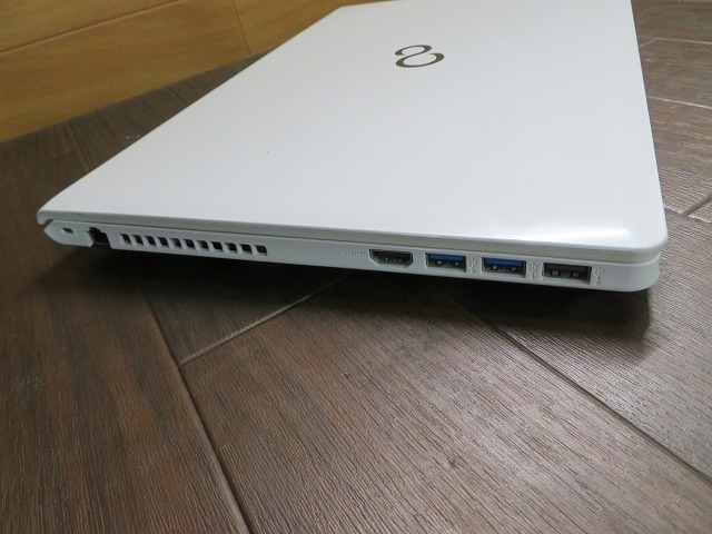 K☆富士通 Fujitsu LIFE BOOK AH30/X FMVA30XW ノートパソコン 中古