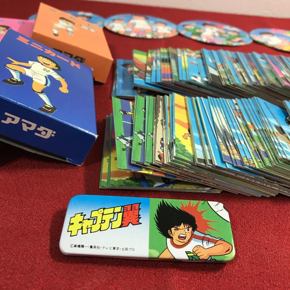 ☆希少！キャプテン翼 ミニカード 大量まとめ 箱 バッジ 当時物 レトロ