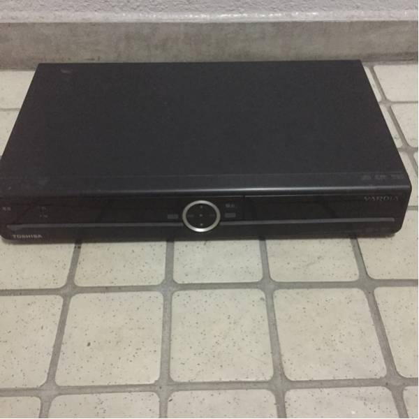TOSHIBA VARDIA RD-E304K - HDD, | 東芝 メルカリ DVDレコーダー