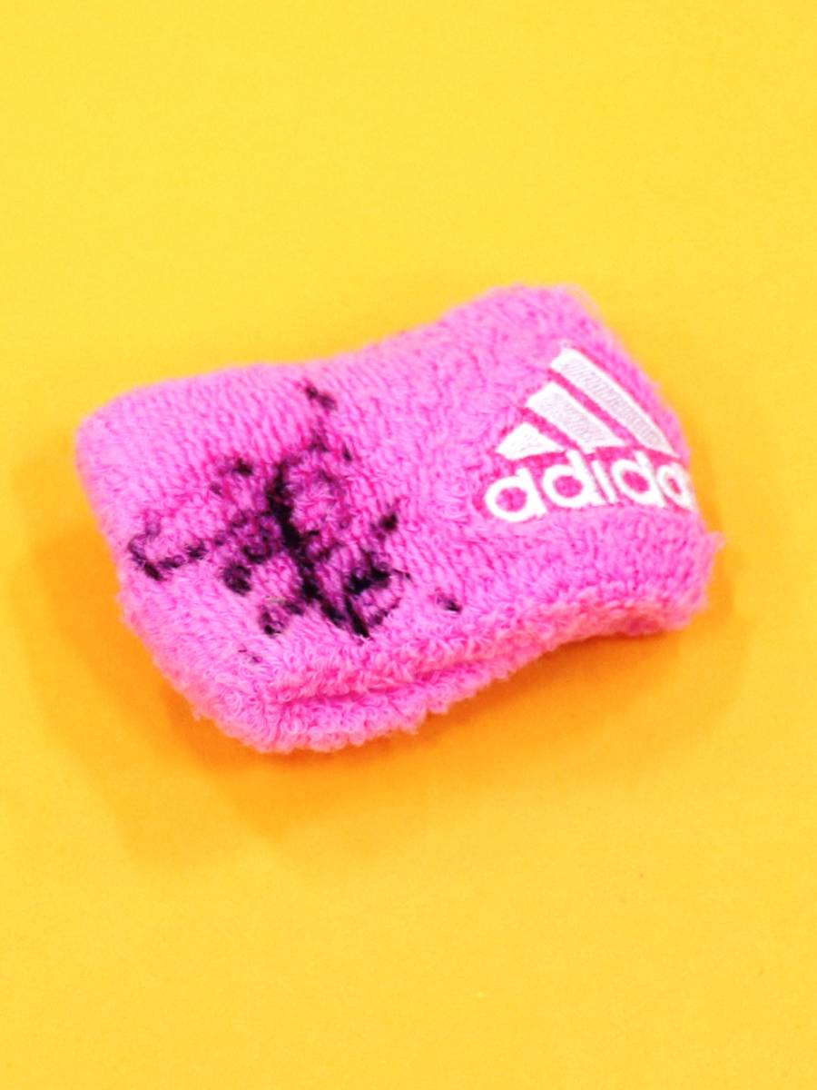 坂本勇人選手直筆サイン入りリストバンド（試合使用）+直筆サイン