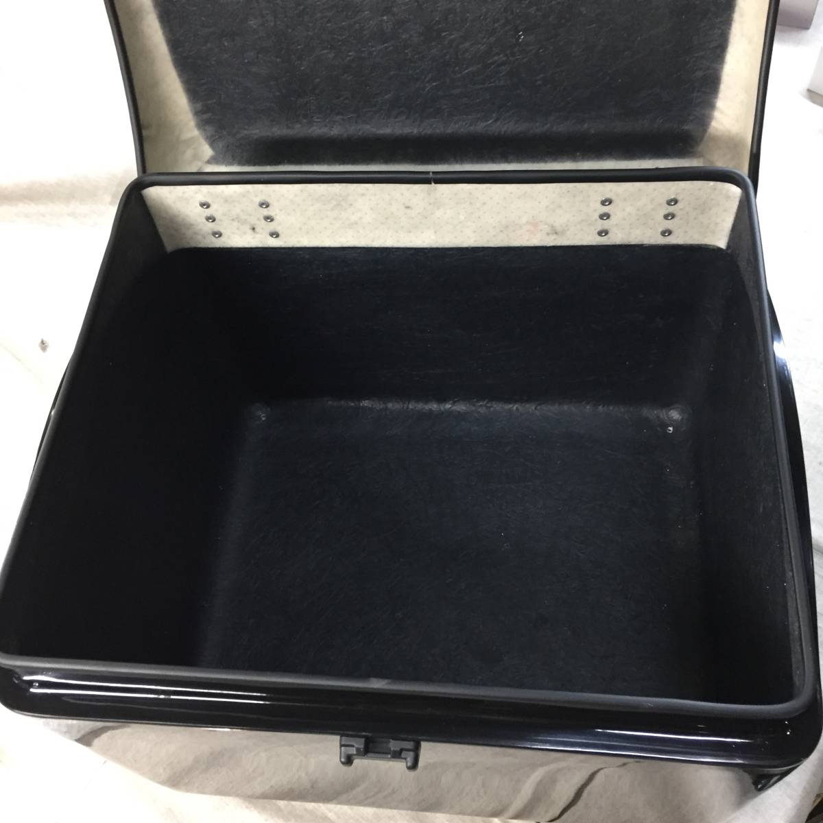 現状品 ジェイエムエス(JMS) NEWラゲージLボックス B-26 黒 汎用 鍵 