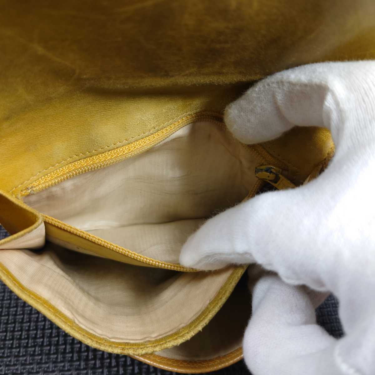 CHANEL 折り財布 コインケース 小銭入れ キャビアスキン イエロー系 