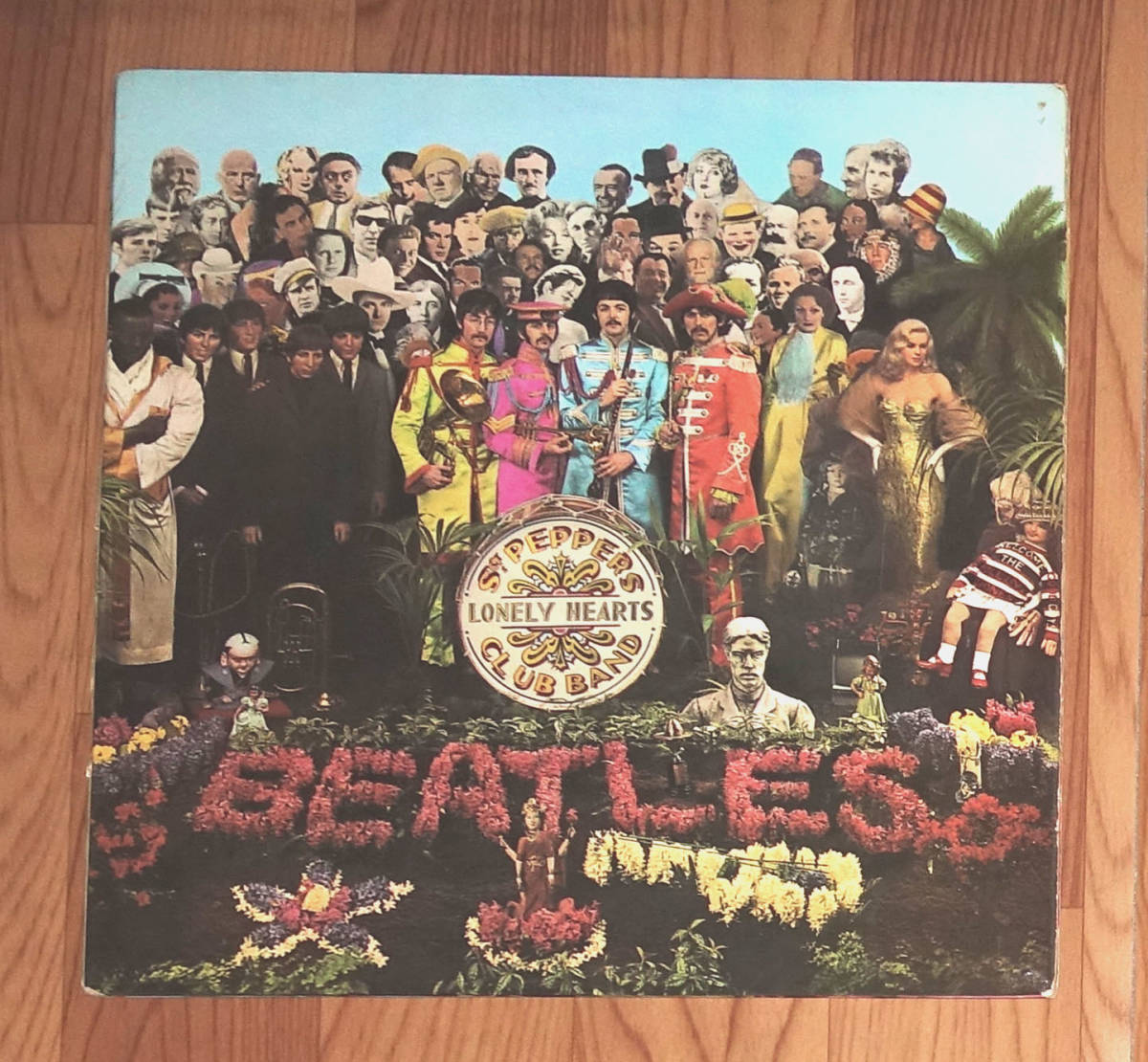 新作登場，最新作 UK Original 初回 PMC7027 SGT. PEPPERS The Beatles MAT: 1/1(SGT. PEPPER'S LONELY HEARTS CLUB BAND)｜売買されたオークション情報、yahooの商品情報をアーカイブ公開 - オークファン B