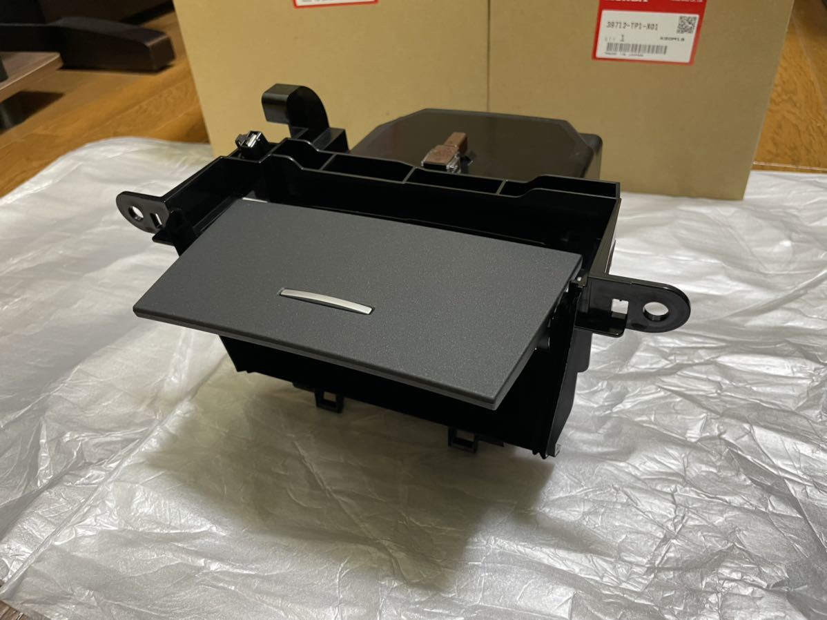 全国無料，最新作】 アコード オーディオパネル 4点セット CU1 CU2 CW1