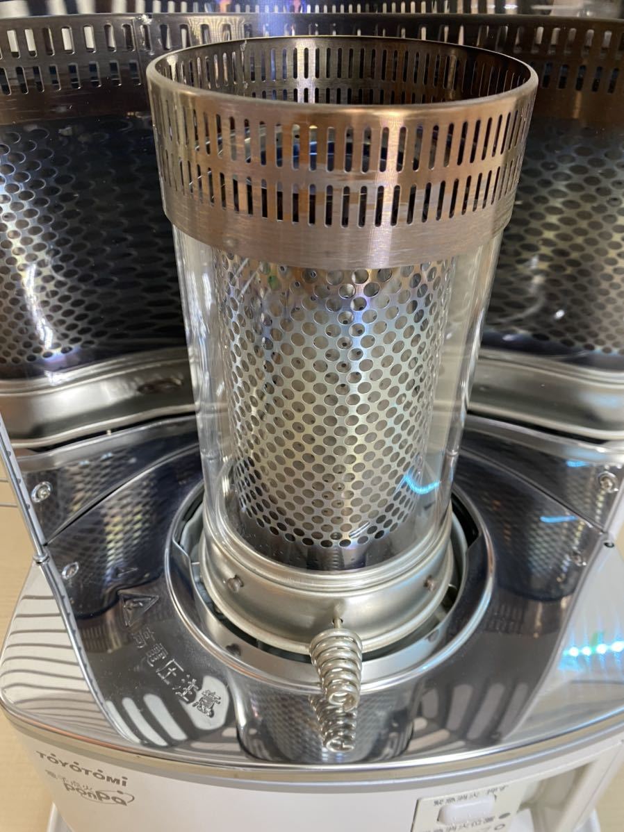 トヨトミ 自然通気形開放式 石油ストーブ RS-H2900 ホワイト 18年製 TOYOTOMI 自然通気形開放式石油ストーブ RS-H2900 しん式・放射形 油タンク