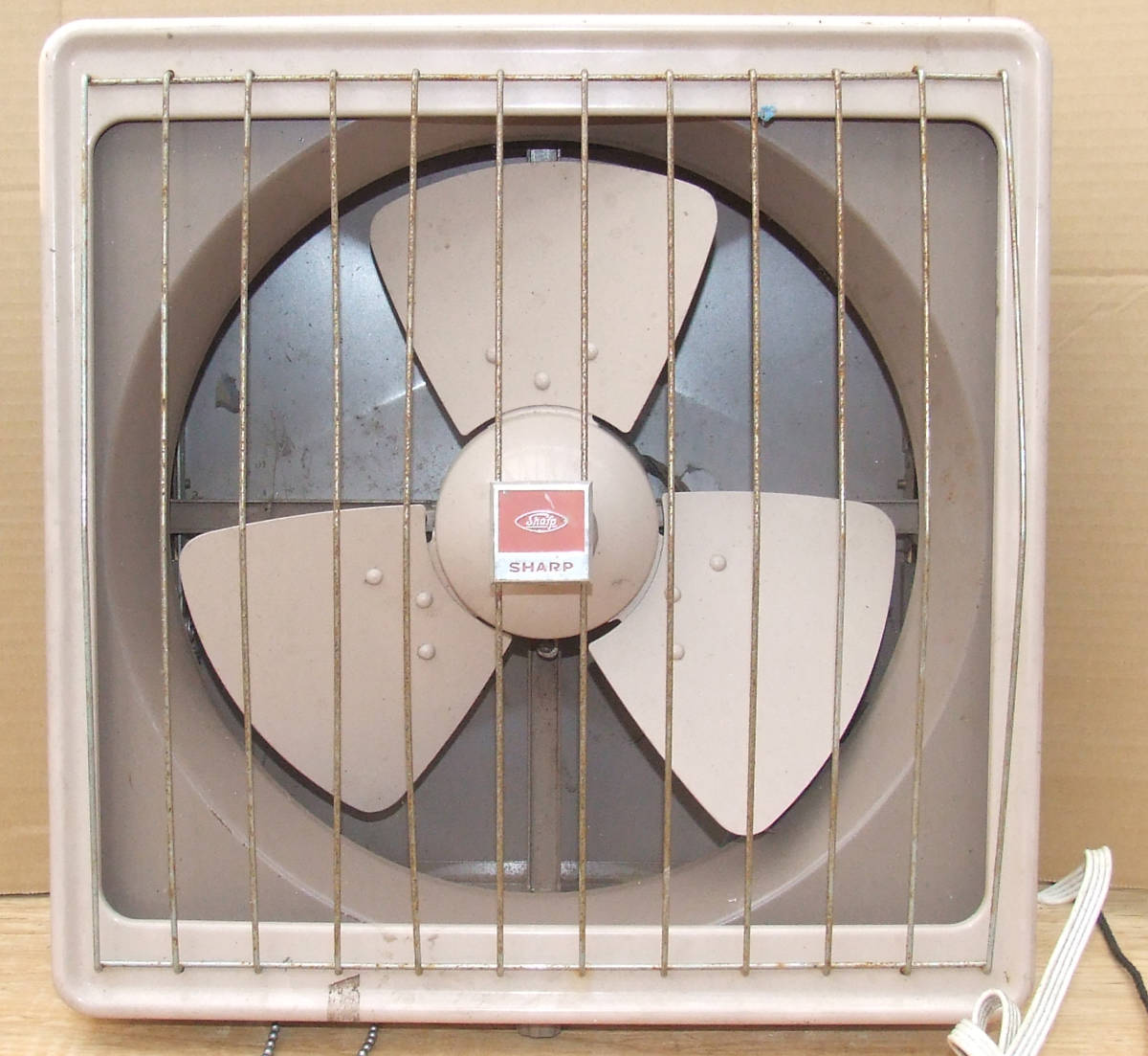 昭和レトロな換気扇 鉄シャッター 鉄FAN 吸排気 強弱 使用可能 AC100V 