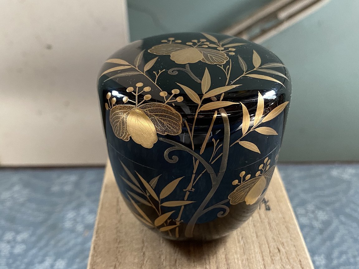 古美味塚本規義作 菊桐蒔絵平棗 茶道具 保証品 N0uL