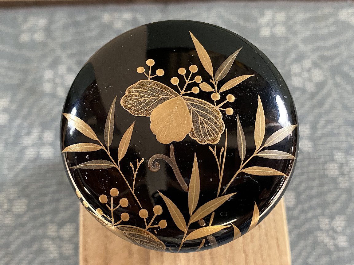 古美味塚本規義作 菊桐蒔絵平棗 茶道具 保証品 N0uL