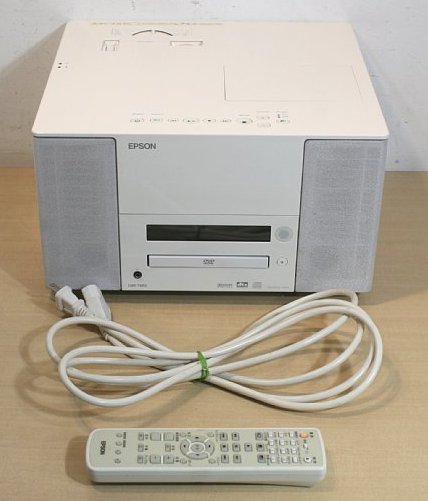 □EPSON エプソン DVD一体型 プロジェクター EMP-TWD1 DVD一体型