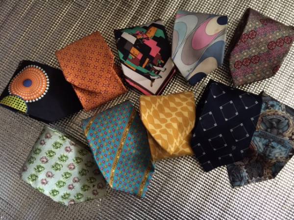 エミリオ・プッチ３本にベルサーチ他まとめて１０本