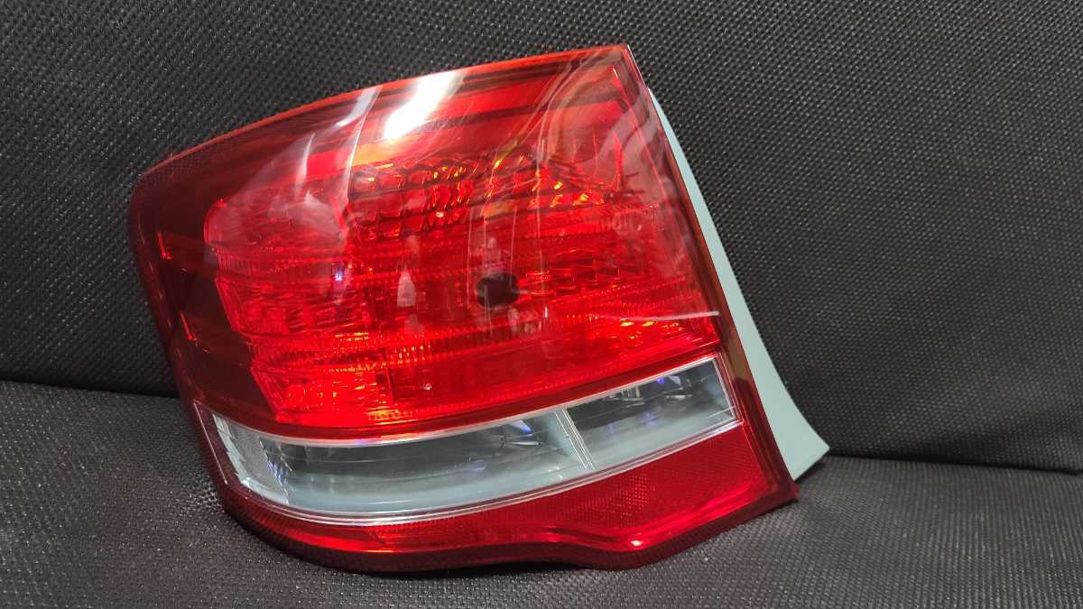 人気，定番 トヨタ カローラ アクシオ DBA-NZE141 テールランプ 左 KOITO 12-545 144(テールライト)｜売買されたオークション情報、yahooの商品情報をアーカイブ公開 - オークファン トヨタ用