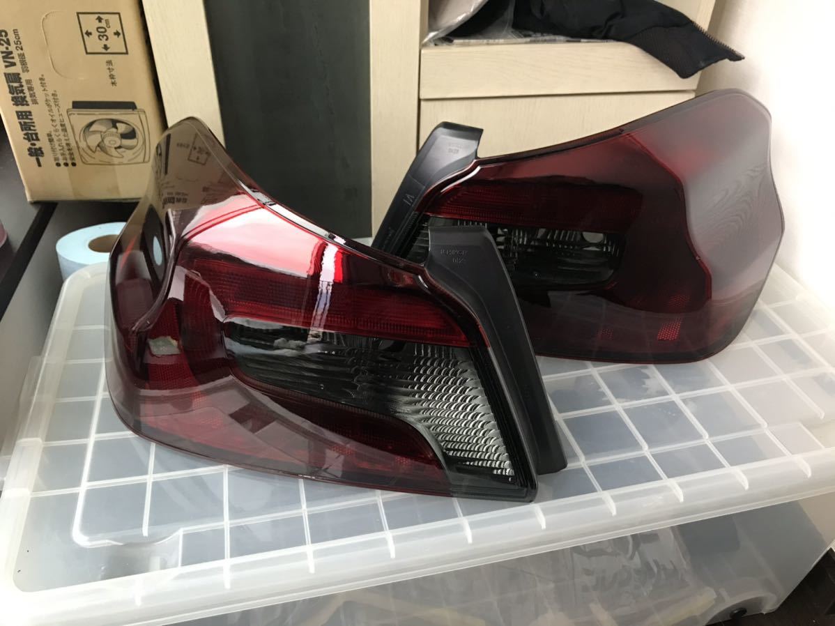 WRX STI VAB VAG テールランプ スモーク クリアワールド
