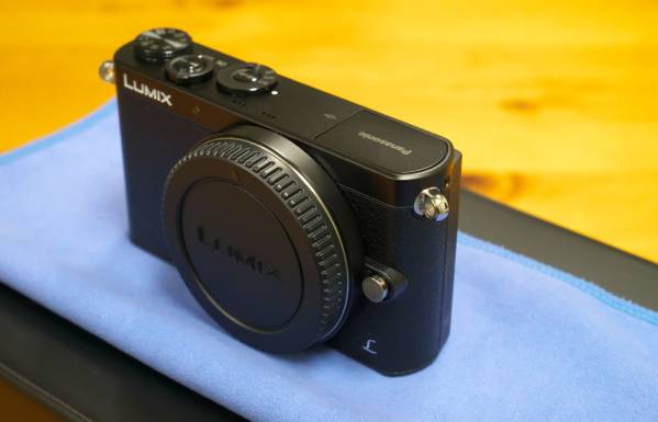 ☆ショット数2,995回・極上品☆ Panasonic 極上品 LUMIX GM1 ボディ 