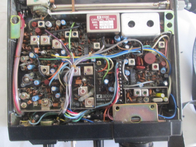 ICOM IC-202 144MHz帯 SSB ハンディトランシーバー 作動品 ICOM IC-202 144MHz帯 ハンディトランシーバー 箱付き 144MHz ICOM SSB
