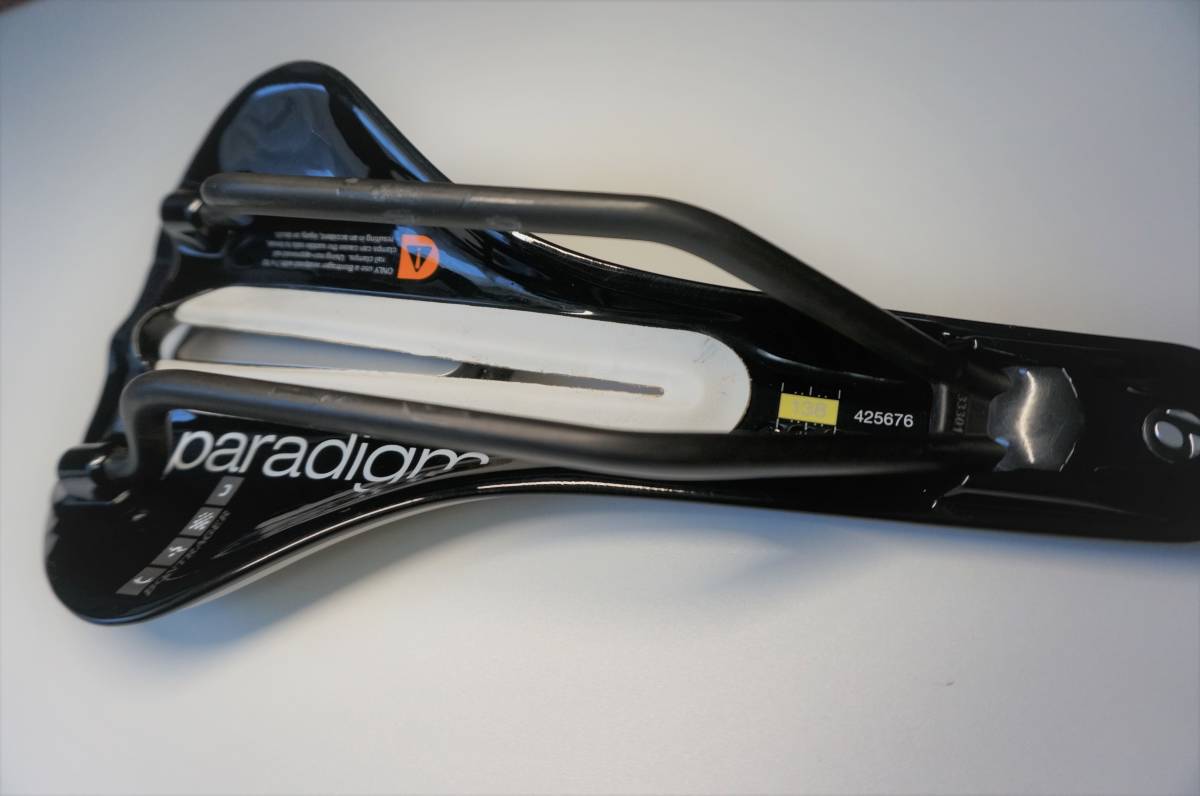 Bontrager Paradigm SL ホイール タイヤ付（GR1） ボントレガー