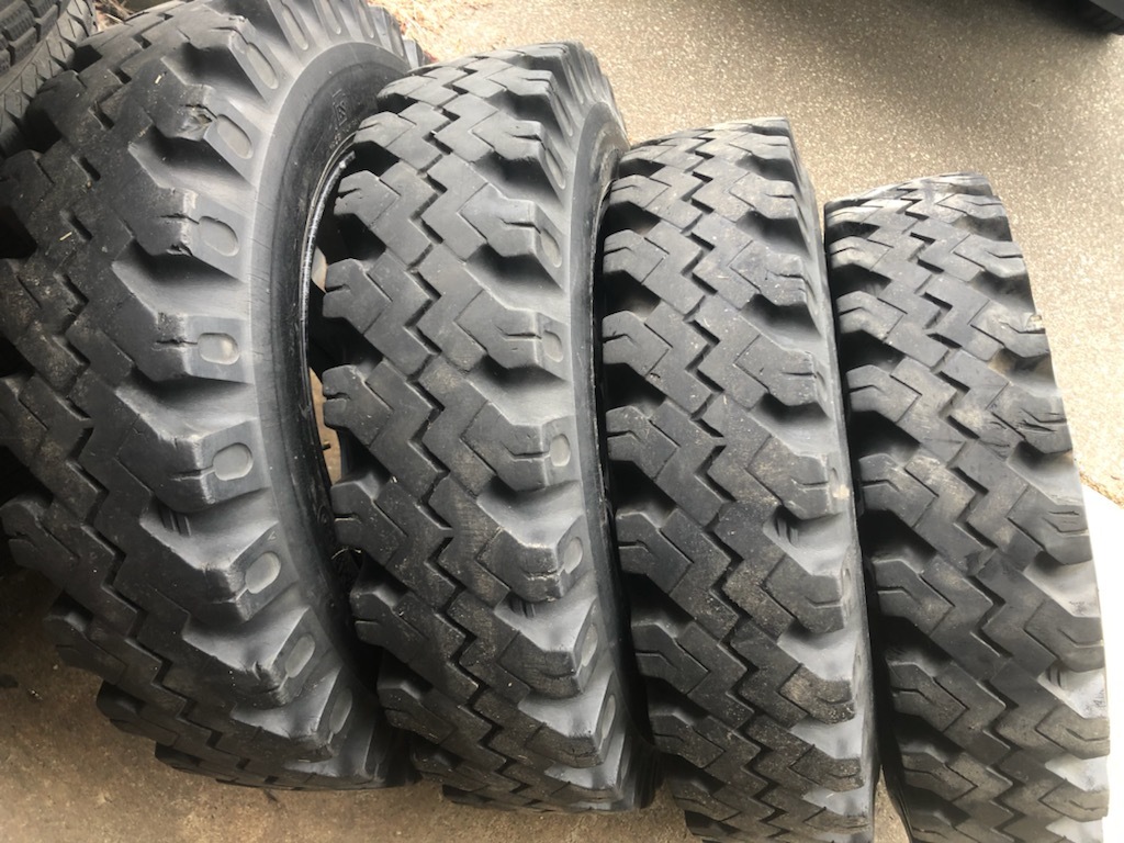 格安，安い ブリジストン Jeep サービス 6.5-16チューブ付き 4本 ジャンク(中古品)｜売買されたオークション情報、yahooの商品情報をアーカイブ公開 - オークファン 16インチ