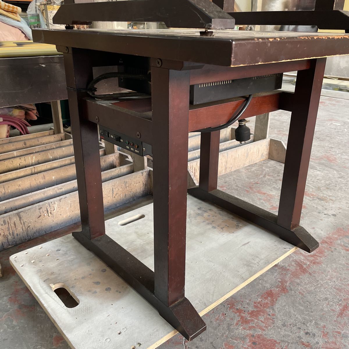 お好み焼き 鉄板 鉄板焼きテーブル 座卓 | 電気式 ローテーブル