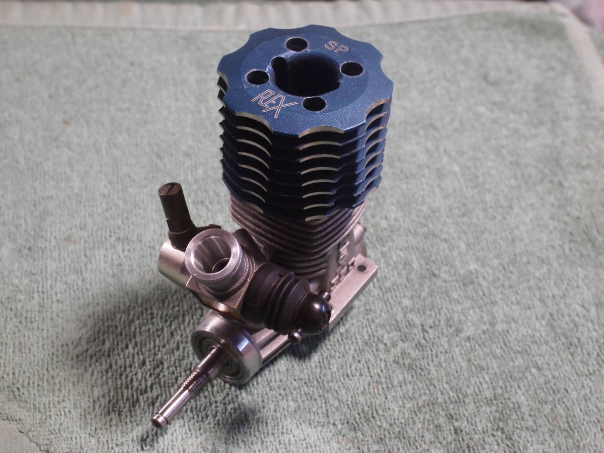 O.S.MAX 12TG VerⅡ エンジン 開封 シャーシ取り付けのみ 未使用品