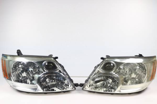 値下げ■10 アルファード 前期 純正 HID ヘッドライト 左右 即決