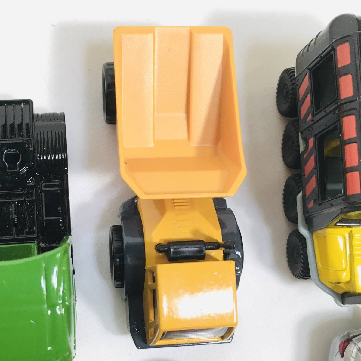 【まとめ売り】 ◇SIKU／ジク◇ ミニカーいろいろ 16種(乗用車)｜売買